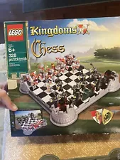 LEGO Gear: LEGO Kingdoms Chess Set (853373)