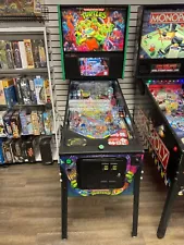 Teenage Mutant Ninja Turtles Stern Pro Pinball Machine - NEAR MINT!