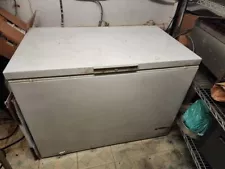 CHEST FREEZER 46 X 29 X 35 TALL