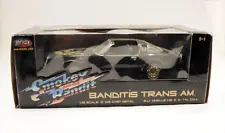 1:18 scale ERTL / Joy Ride 33121 - Smokey & the Bandit 1977 Pontiac Trans Am