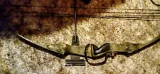 Black Bear compound bow needs new string and upper limb  it is an older type