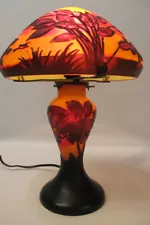 Palm Trees Cameo Cut Table Lamp