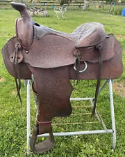 Used/Vintage 15” wide tree Big Horn tooled Western saddle US made