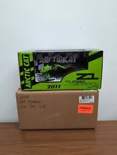 1/18 Diecast 2011 Arctic Cat Snowmobile Z1 Turbo Snowpro LTD