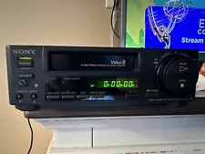 SONY EV-C40 Video8 8mm VCR Editing Player Powers On.