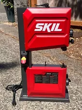 Skil BW9501-00 2.8 Amp 9" 2-Speed Benchtop Band Saw for Woodworking Used/Parts