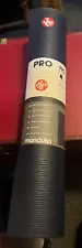 MANDUKA ----PRO LITE---YOGA MAT---MIDNIGHT BLUE