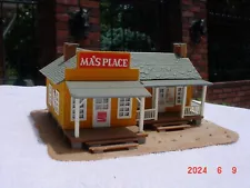 Vintage HO Scale MA'S PLACE Store Building for Train Setup