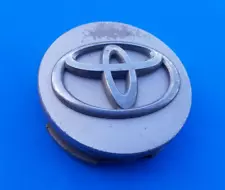 TOYOTA CAMRY HIGHLANDER PRIUS SIENNA 1 WHEEL RIM HUBCAP CENTER COVER CAP OEM B29