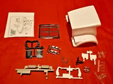 AMT Western Star 4964 Hood and Grille Parts 1/24