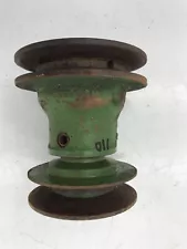 JOHN DEERE 110 ROUND FENDER DRIVE PULLEY AM30975