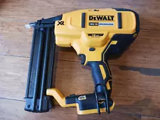 DEWALT BRAD BARE BRUSHLESS FINISHING NAILER DCN680 18V XR LI-ION 18GA SKIN ONLY