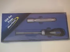 BLUE-POINT - TOOLS BOX SET RATCHETING SCREWDRIVER & TORCH BSGDMR6TZEPE