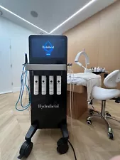 2023 Hydrafacial Syndeo - Cleanse, Exfoliate, Extract & Hydrate Skin