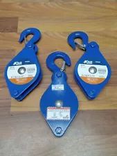 Iron Barn Pulley NOS 1 Campbell 700Lb Blue & 2 Blue Hawk 700Lb Hook & Pulley LOT