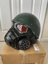 Xcoser Fallout 4 NCR Veteran Ranger Helmet Riot Armor Resin Mask Cosplay Props