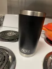 Yeti Rambler 20oz