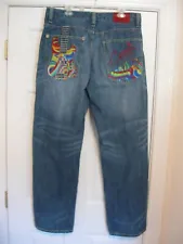 COOGI Authentic Australian embroidered guitar & concert pockets jeans Size 38/34