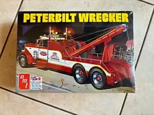 New ListingAMT 1133 1/25 Peterbilt Wrecker Truck Factory Sealed