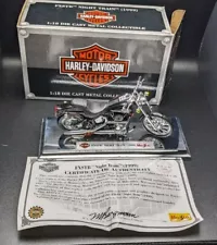 Harley-Davidson Maisto 1:18 Die Cast FXSTB Night Train 1999