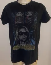 Kurt Cobain T Shirt Sunglasses Chuck Taylor Sneakers Black S