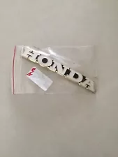 NOS Honda CB 500 Emblem 87122-323-000