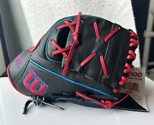 Wilson A2000 PFX2 11” Pro Baseball Glove New $299 SuperSkin RHT NWT Infield