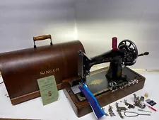 ORIGINAL SINGER 99K HAND CRANK SEWING MACHINE WITH WOODEN CASE.