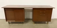 Vtg MCM Jasper Office Furniture Co. (Jackson Desks) Wood Credenza Buffet Cabinet