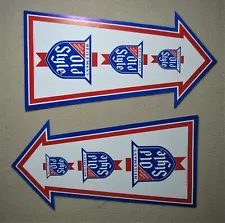 LOT OF TWO HEILEMAN OLD STYLE BEER ARROW 1985 ADVERTISING SIGNS NEW OLD STOCK