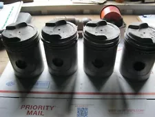 Farmall M M&W Pistons