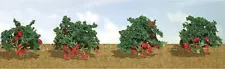 JTT Scenery Products - Strawberry Plants, 3/4" (8)