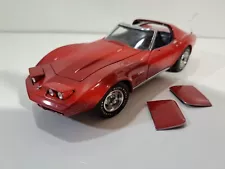 Danbury Mint 1:24 Die Cast C3 1974 Chevrolet Corvette T-Top Coupe Muscle Car