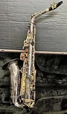 Accent AS910BG Alto Saxophone Black Lacquered/ Brass Floral Embossed w/ Case