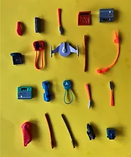 STAR TREK TWENTY (20) MINI-WEAPONS/PARTS/PIECES LOT E