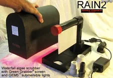 RAIN2 Waterfall Algae Scrubber With 3 GEM5 lights - 2 Cubes Feeding Per Day