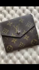 EX-HUSBAND SALE! HE BOUGHT IT FOR YOU NOT ME! LOUIS ￼VUITTON WALLET.NO RESERVE#3