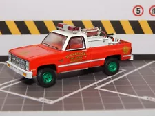 ð¤¨Greenlight GREEN MACHINEð¤¨'81 Chevy K-20 Stockbridge Fire BP Pull Loose MINT