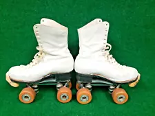 Vintage (cerca 1950) Chicago Velvet Tread Rollerskates Size 3 NO RUST!