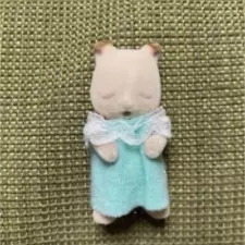 Sylvanian Families Doll Hamster Baby Bed