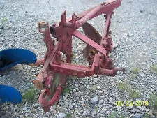 MF MASSEY FERGUSON 2-14 TRIP PLOW