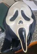 Fun World Div Gen 2 Scream Mask Ghost Face VTG Dimple Black Glow O