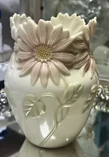 BEAUTIFUL VINTAGE LENOX VASE/GERBERA DAISIES/FLORAL BLOSSOM /6”