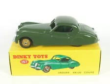 Jaguar XK120 Coupe (green)