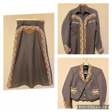 Traje de Charra Autentico/Autentic Female Charro Suit