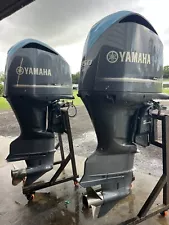 Pair 2014 Yamaha F350 4 Stroke Outboard Engines