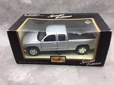 Maisto 1/27 Chevrolet Silverado Pick Up Truck - Silver - Boxed