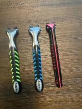 3 Gillette Sensor razors. Fits All Sensor And Vector Cartridges