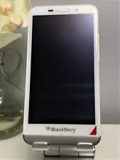 BlACKBERRY Z30 - 16GB - WHITE or Black (FACTORY UNLOCKED) ---ON SALE !!