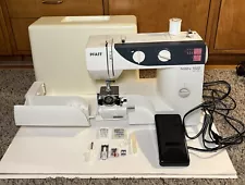 Pfaff Hobby 1022 Sewing Machine W/ Case German Design Works Great + Accessories